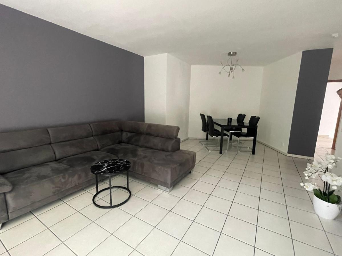 Monteurzimmer/Ferienwohnung Brauckstrasse, גלדבק מראה חיצוני תמונה