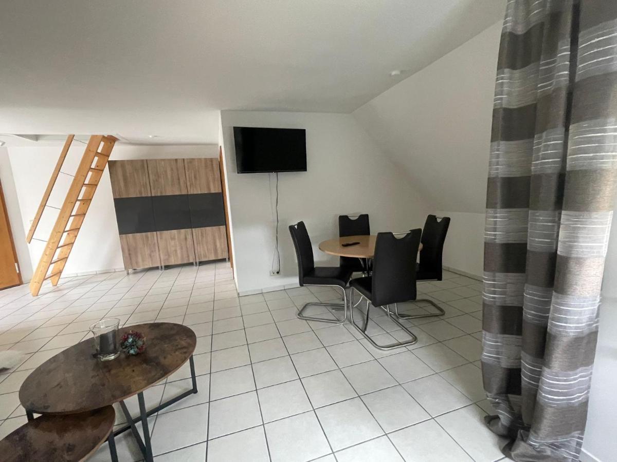 Monteurzimmer/Ferienwohnung Brauckstrasse, גלדבק מראה חיצוני תמונה