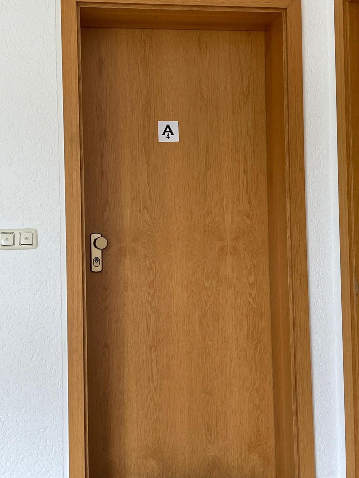 Monteurzimmer/Ferienwohnung Brauckstrasse, גלדבק חדר תמונה